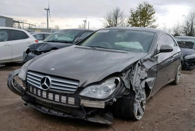 Разобран на запчасти Mercedes CLS C219 2004-2010