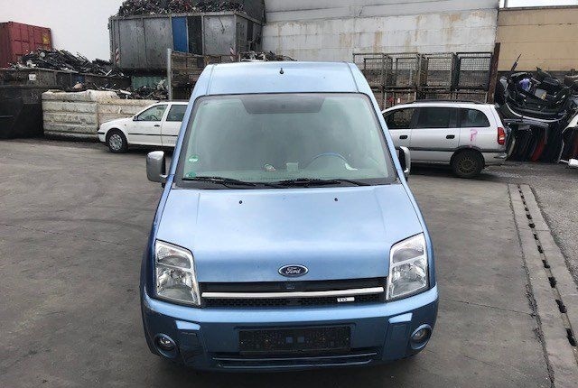 Разбор на запчасти Ford Transit Connect