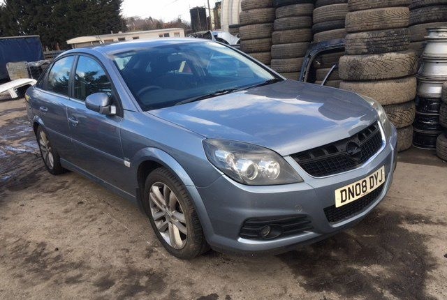 Разбор на запчасти Opel Vectra C 2002-2008