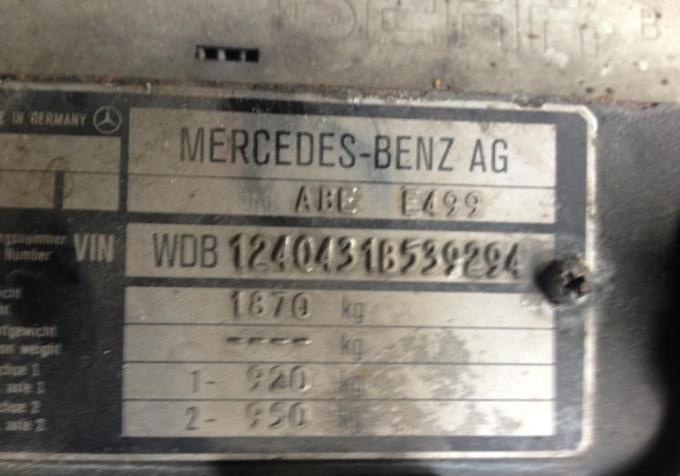 Разобран на запчасти Mercedes 124 1984-1993