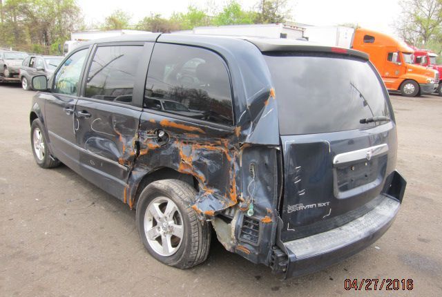 Разобран на запчасти Dodge Caravan 2008