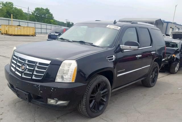 Авторазбор Запчасти Cadillac Escalade