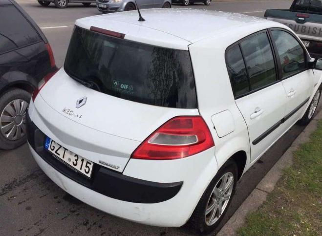 Renault Megane 2006 г 1.5 D K9K по запчастям