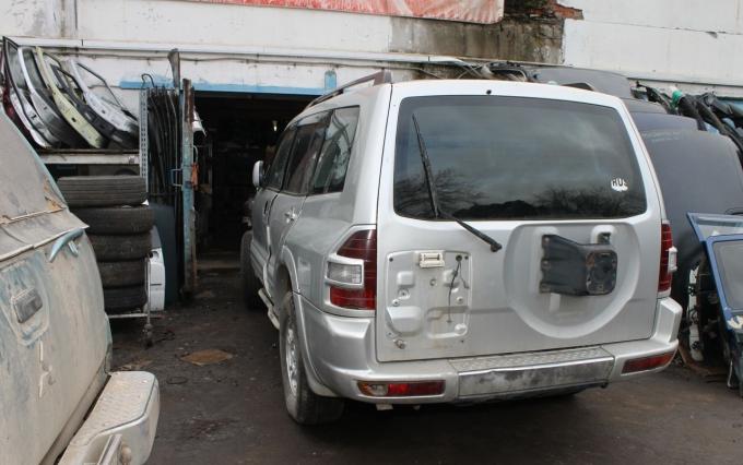 Разбор Mitsubishi Pajero 3 2002 Г.В. 3,2 АКПП