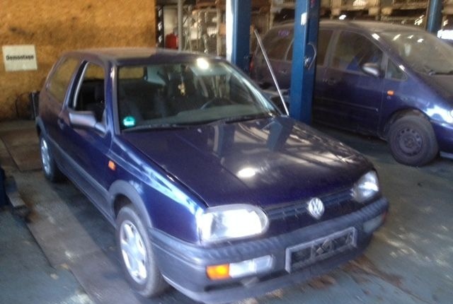 Разбор на запчасти Volkswagen Golf 3 1991-1997