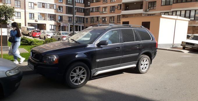 На разборку поступил Volvo XC90 2004