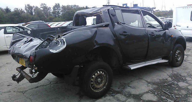 Разбор на запчасти Mitsubishi L200