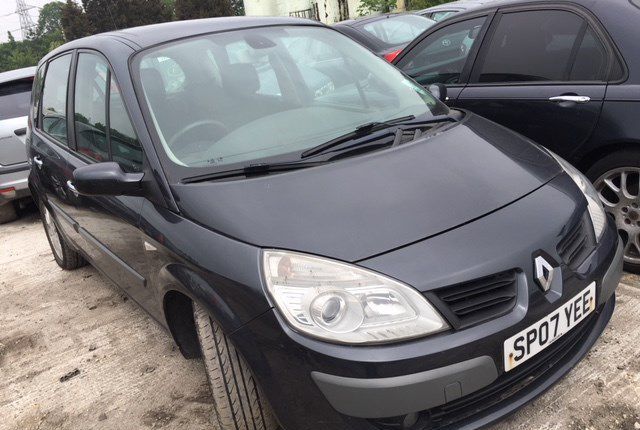 Разбор на запчасти Renault Scenic