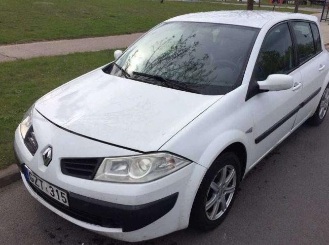 Renault Megane 2006 г 1.5 D K9K по запчастям