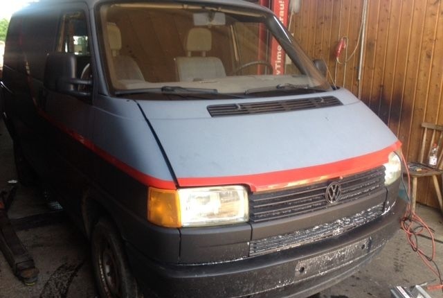 Разобран на запчасти Volkswagen Transporter 4 1991