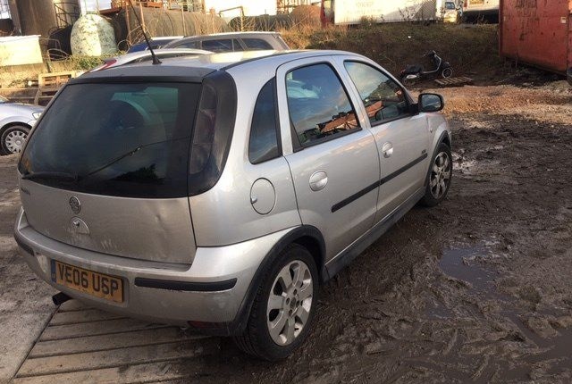 Разбор на запчасти Opel Corsa C 2000-2006