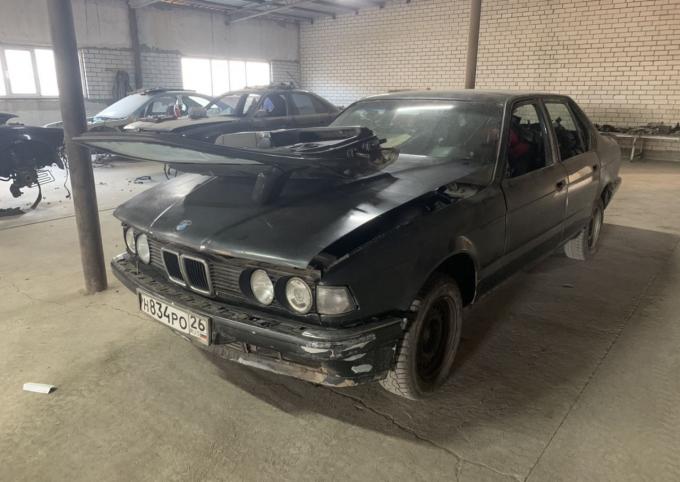 BMW E32 в полный разбор