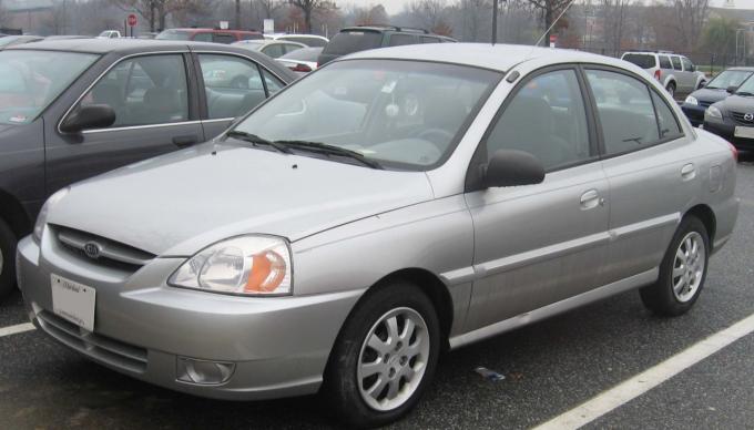 Разбор Киа Рио KIA Rio седан 2003