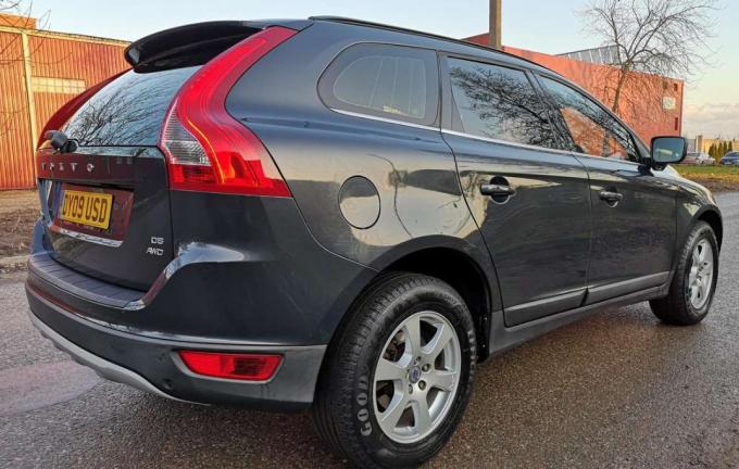 Volvo XC60 2.4 D 2009 г на запчасти