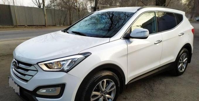 Продам по деталям Hyundai Santa Fe 2014