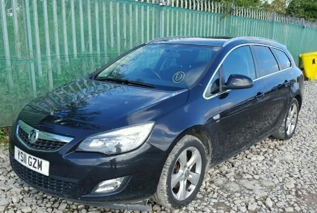 Разбор на запчасти Opel Astra J