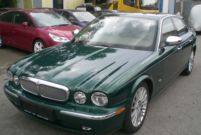 Jaguar XJ 2007г. на запчасти