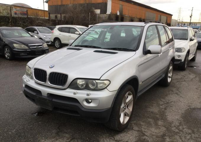 В разборе BMW X5 E53 M54