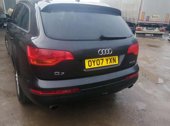 Audi Q7 3.0 D BKS 224лс 2007 г на запчасти