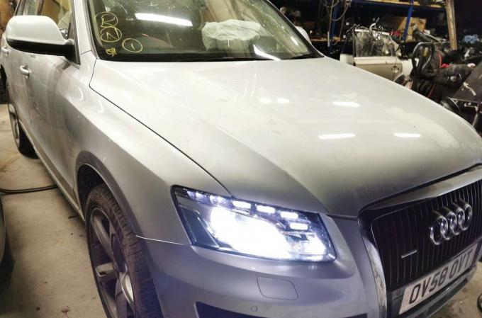 Audi Q5 2010 г на запчасти