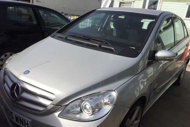 Разбор на запчасти Mercedes B W245