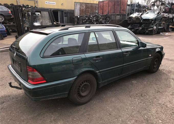 Разбор на запчасти Mercedes C W202