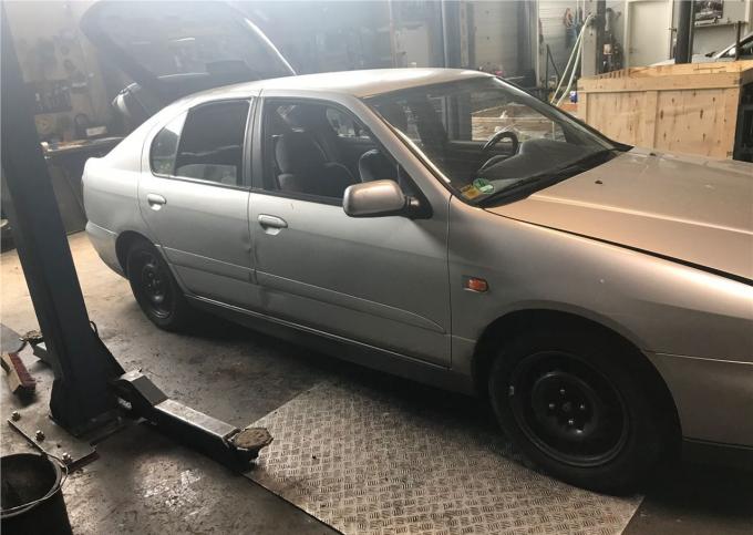 Разбор на запчасти Nissan Primera P11 1999-2002