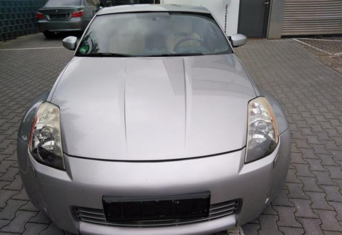 Nissan 350Z 2003г. на запчасти