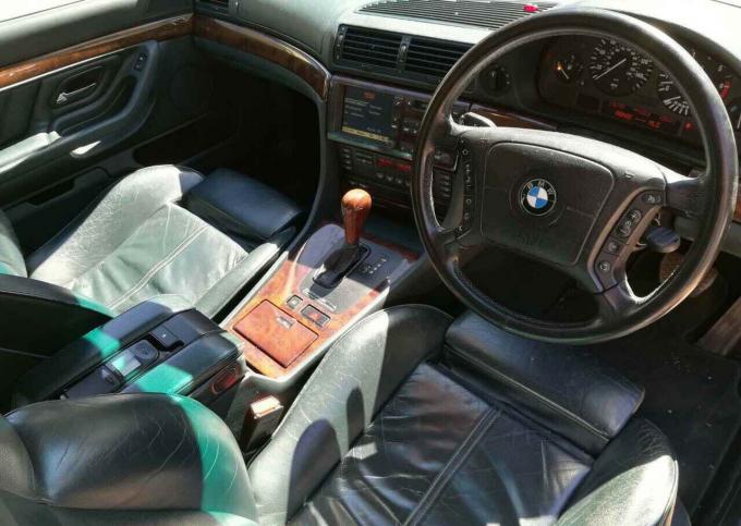 Bmw e38 Разбираем BMW E38 735 m62b35