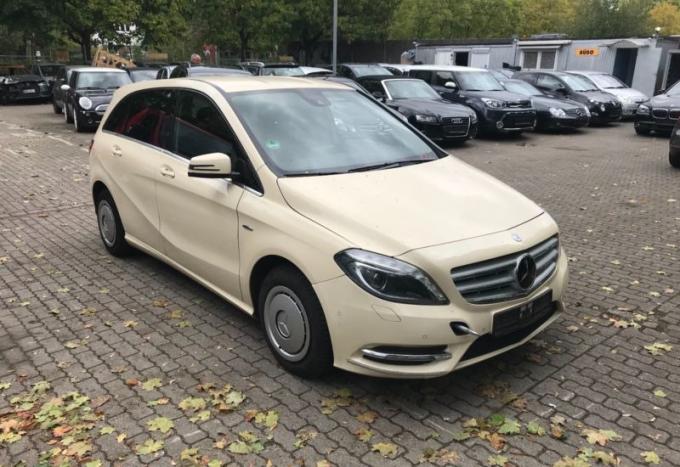 Mercedes-Benz B W246 2013г, на запчасти