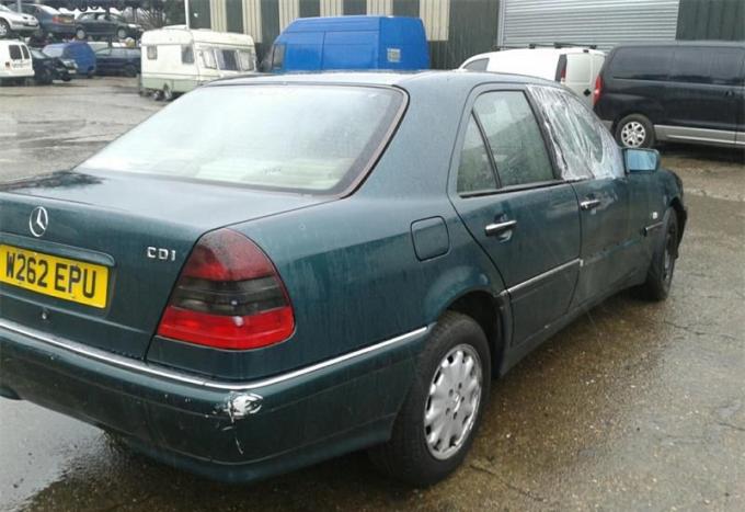 Разбор на запчасти Mercedes C W202 1993-2000