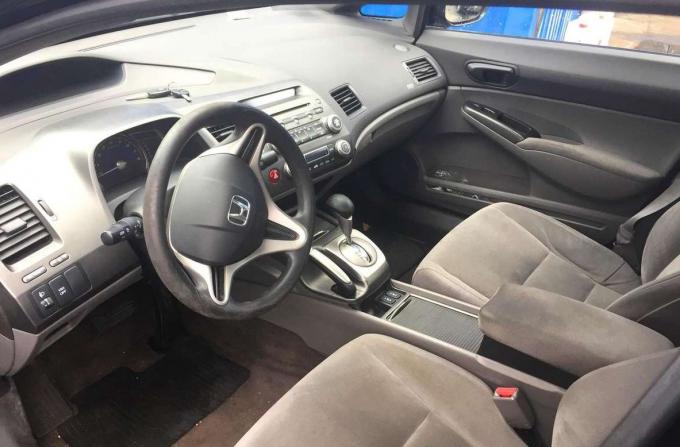 Honda Civic 2009 г на запчасти