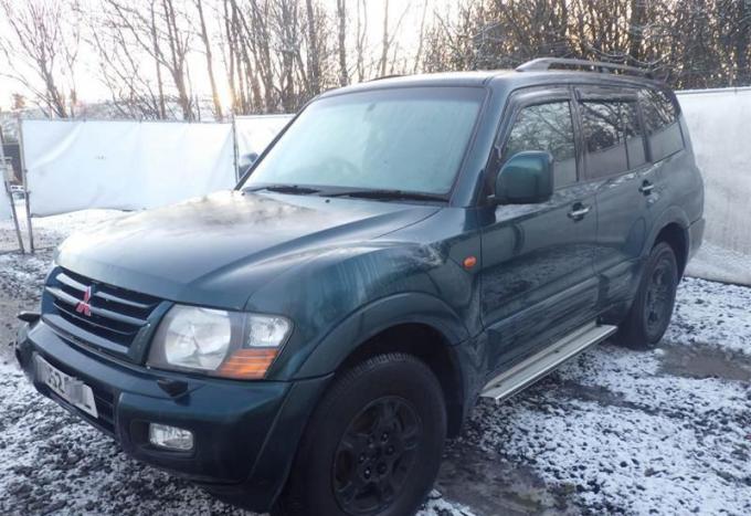 Разобран на запчасти Mitsubishi Pajero 2000-2006