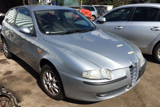 Разобран на запчасти Alfa Romeo 147 2000-2004