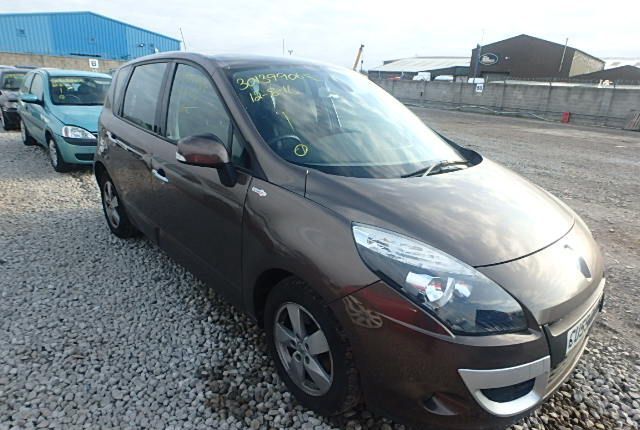 Разбор на запчасти Renault Scenic