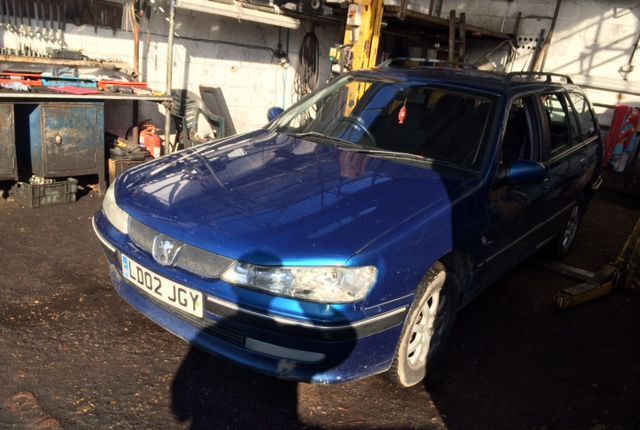 Разбор на запчасти Peugeot 406