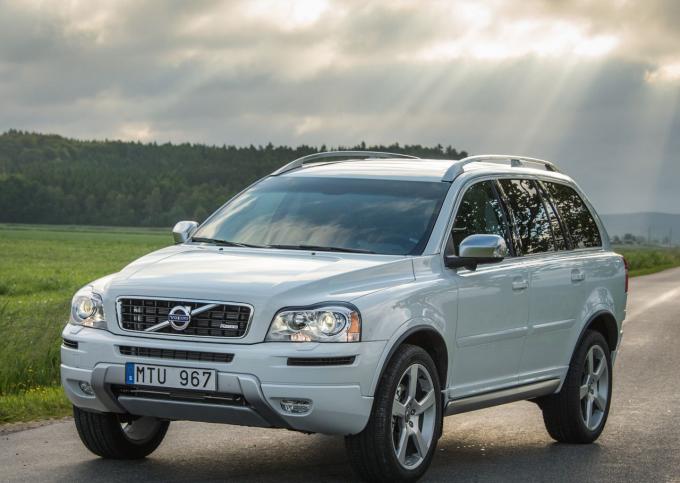 Volvo XC90 (2002-2014 гг.) в разборе