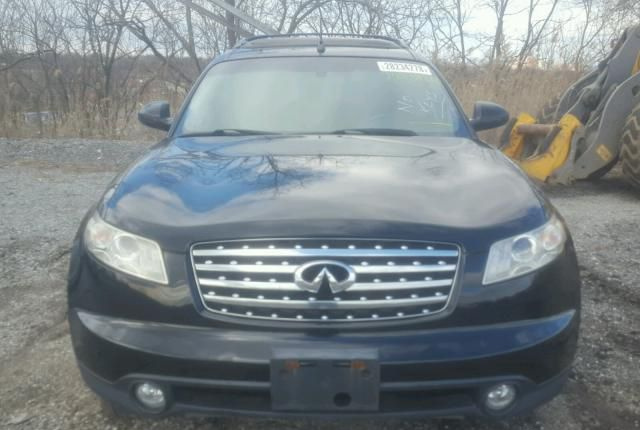 В разборе Infiniti FX35