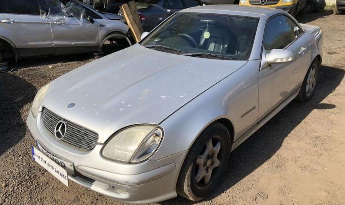 Mercedes R170 SLK 2001 г по запчастям