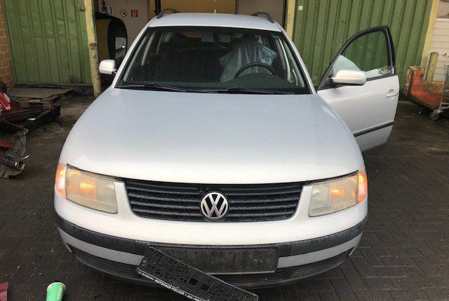 Разбор на запчасти Volkswagen Passat 5 1996-2000