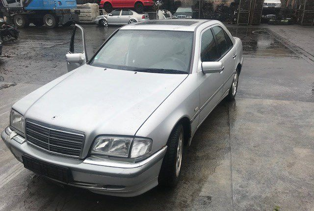 Разбор на запчасти Mercedes C W202 1993-2000