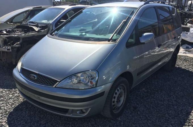 Ford Galaxy 2006 г По частям