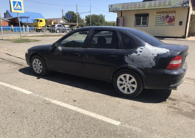 Opel vectra B 1998 год 1.8 мт разбор