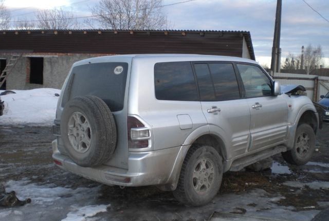 Авторазборка Mitsubishi Pajero 3