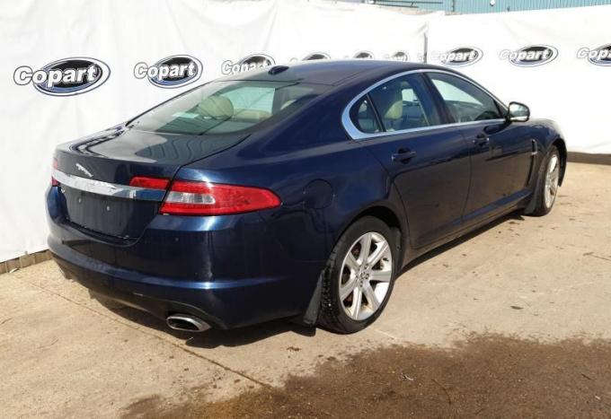 Разбирается Jaguar XF 2009г. 3 л. Дизель 306DT