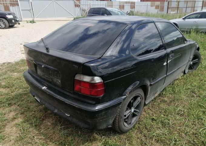 Bmw e36 1.6 compact под разбор запчасти б.у