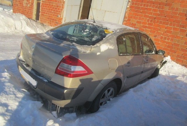 Renault Megane II в разборе по частям