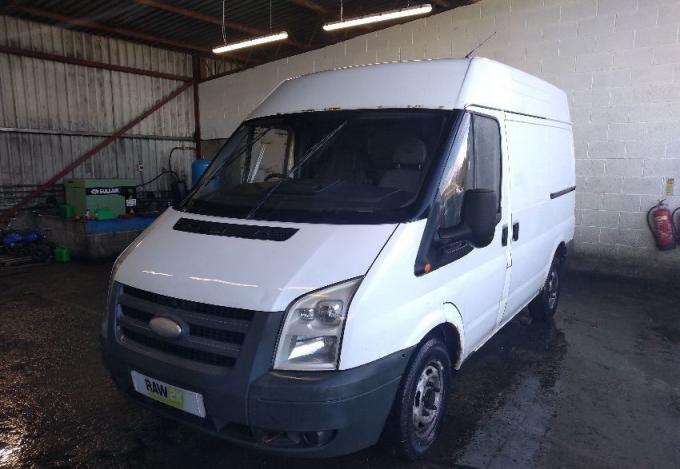 В разборе Ford Transit 2007год