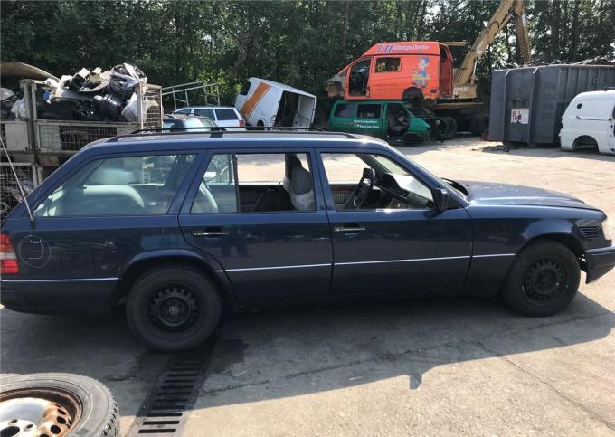 Разбор на запчасти Mercedes 124 E 1993-1995