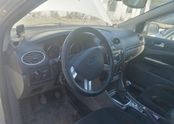 Ford Focus 2 CB4 по запчастям